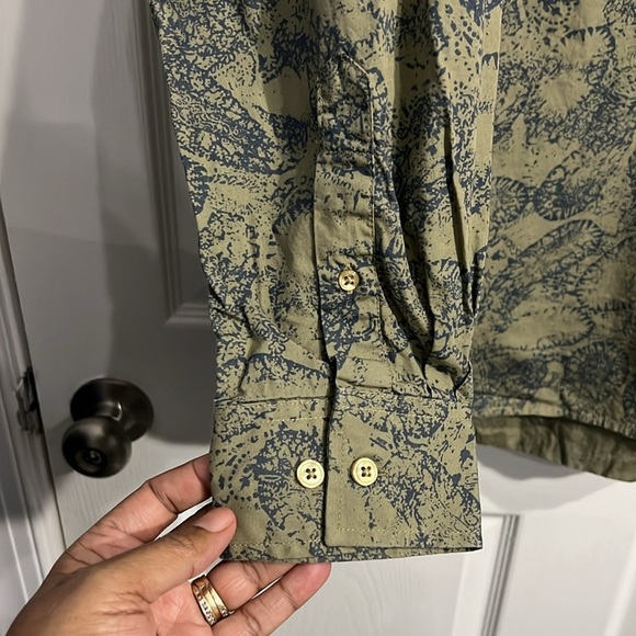 Marc Edwards Men's Long Sleeve Shirt Size XL Pullover - Sage Paisley Print - Picture 2 of 5
